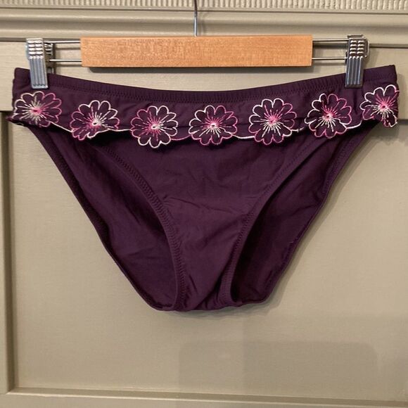BECCA by Rebecca Virtue Floral Embroidered Bikini Bottom Purple Size Large - Picture 1 of 7